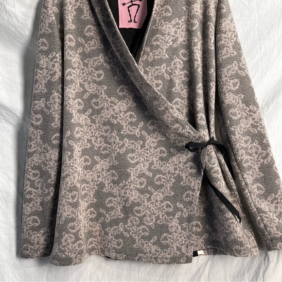 Lace Robe Style Tunic Long Cardigan Top Lightweight Pink Lace on Black Lounge - Picture 5 of 16